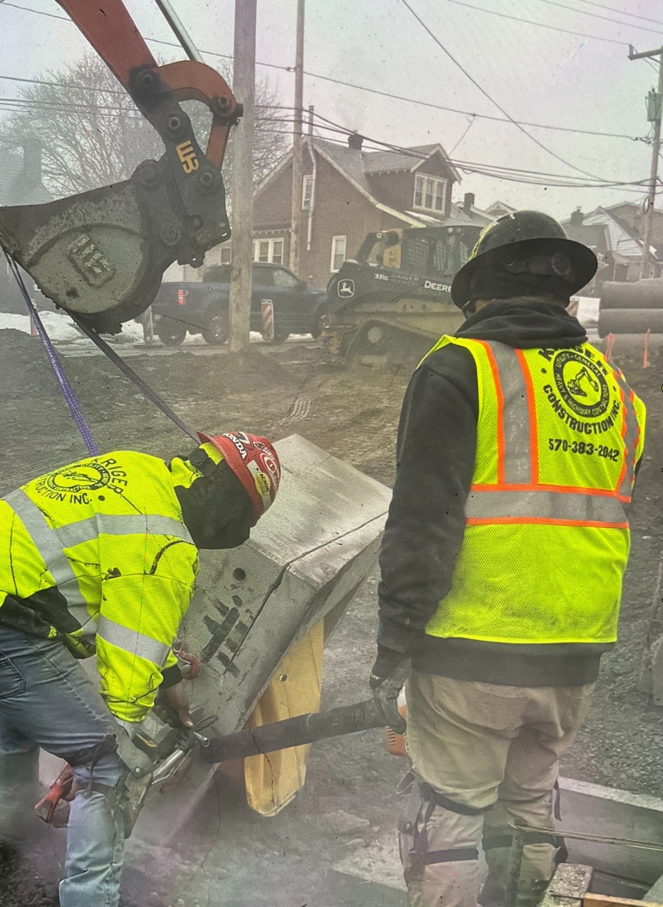 Kriger Construction crew